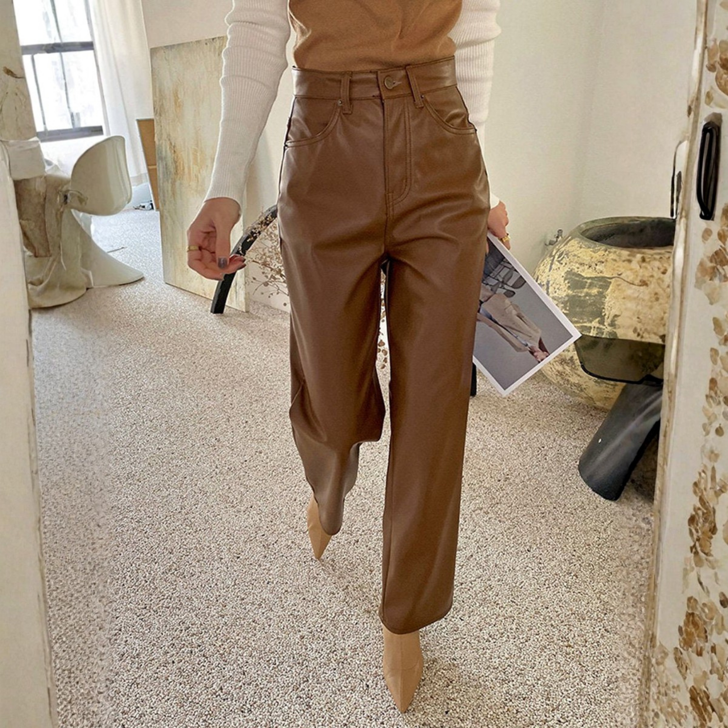 Pantalon en cuir drapé rétro