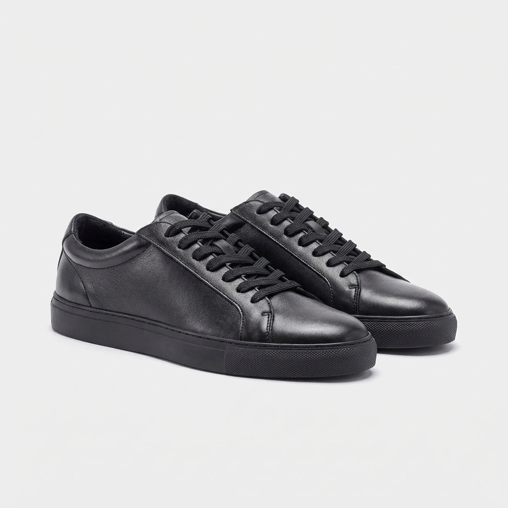 Baskets en cuir noir Essential