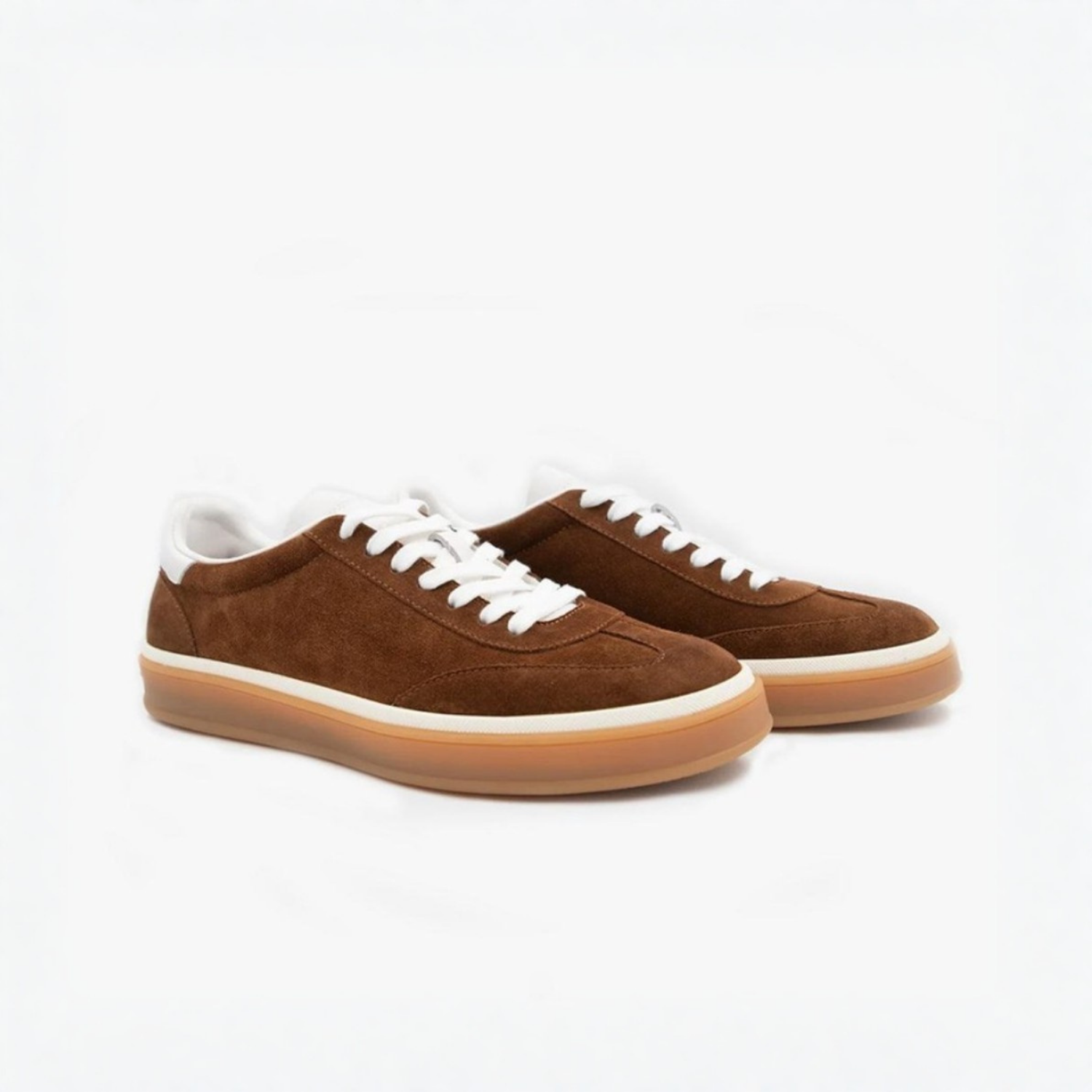 Baskets en daim décontractées