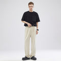 Pantalon à la coupe sobre