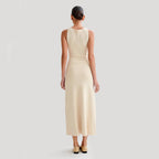 Robe en maille sans manches